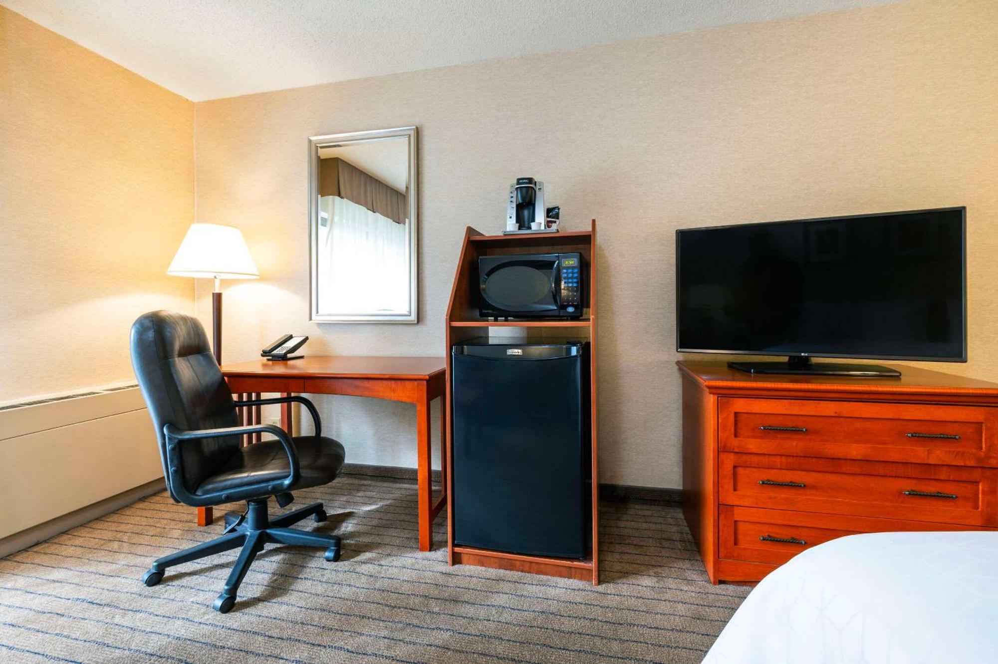 Allure Hotel & Conference Centre, Ascend Hotel Collection Barrie Luaran gambar
